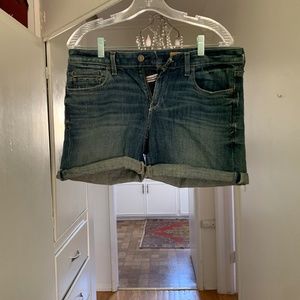 Pilcro jean shorts size 29 GREAT PRICE
